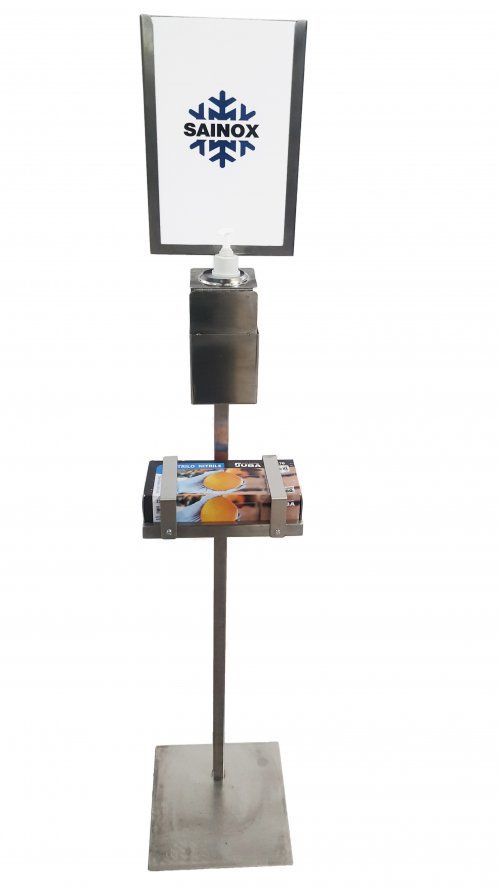 · Construido en su totalidad en acero inox AISI 304
· Base de medidas 30x30 para una buena estabilidad
· Altura 150
· Marco DINA4 para colocar cartel informativo
· Soporte dispensador de gel y caja de guantes
· Posibilidad de añadir cierre antirrobo
· Guantes y gel no incluidos